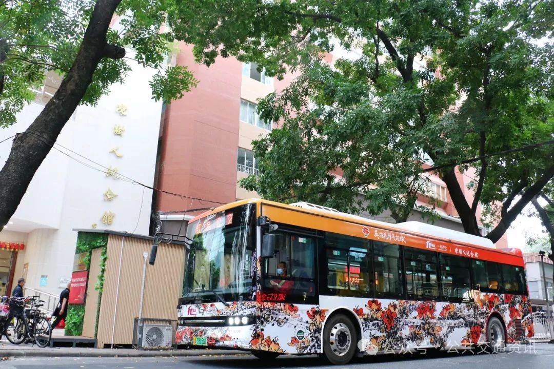 北汽福田沙特大動作，1000輛校車集中交付！